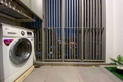 Condominio de 1 dormitorio en Khlong San, Bangkok, Tailandia № 47812 - foto 10