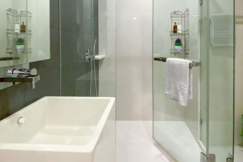Condominio de 1 dormitorio en Khlong San, Bangkok, Tailandia № 47812 - foto 9