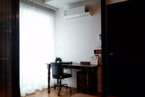 Condominio de 2 dormitorios en Chatuchak, Bangkok, Tailandia № 47808 - foto 8