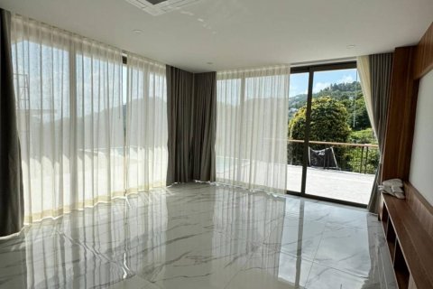 Chalet de 4 dormitorios en Surat Thani, Tailandia № 114204 - foto 6