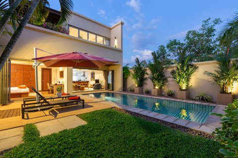 Villa in Phuket, Thailand 2 Schlafzimmer № 167443