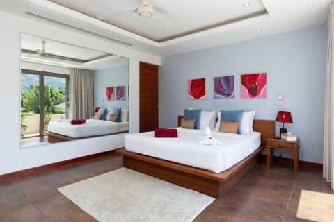 Chalet de 2 dormitorios en Phuket, Tailandia № 167443 - foto 11