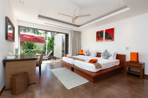 Chalet de 2 dormitorios en Phuket, Tailandia № 167443 - foto 8