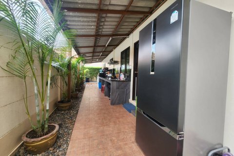 Casa de 3 dormitorios en Pattaya, Tailandia № 54555 - foto 21