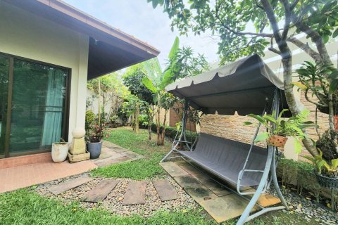 Casa de 3 dormitorios en Pattaya, Tailandia № 54555 - foto 11