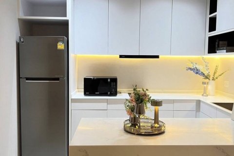 Condominio de 1 dormitorio en Bangkok, Tailandia № 152619 - foto 2