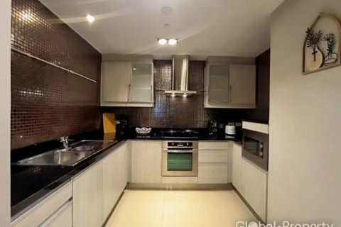 Condominio de 2 dormitorios en Pattaya, Tailandia № 57841 - foto 12