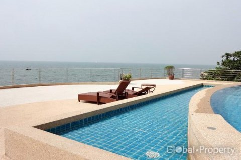 Condominio de 2 dormitorios en Pattaya, Tailandia № 57841 - foto 2