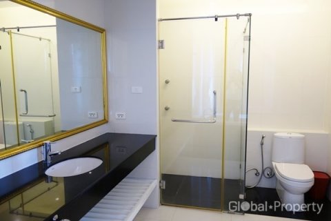 Condominio de 2 dormitorios en Pattaya, Tailandia № 57841 - foto 20