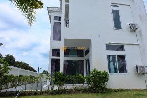 Estudio en Bang Lamung, Tailandia № 53728 - foto 24