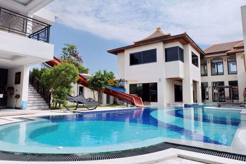 Estudio en Pattaya, Tailandia № 53725 - foto 2
