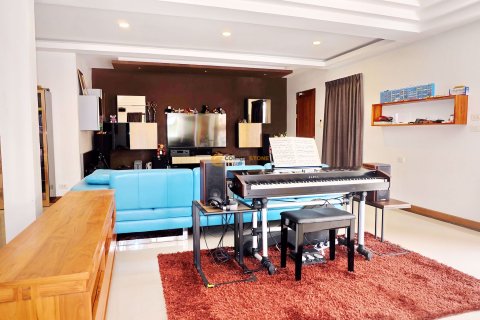 Estudio en Pattaya, Tailandia № 53725 - foto 20