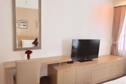 Condo à Pathum Wan, Bangkok, Thaïlande, 2 chambres № 48036 - photo 8