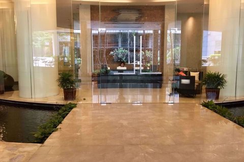 Condo à Pathum Wan, Bangkok, Thaïlande, 2 chambres № 48036 - photo 12