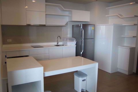 Condominio de 2 dormitorios en Ratchathewi, Bangkok, Tailandia № 48038 - foto 7
