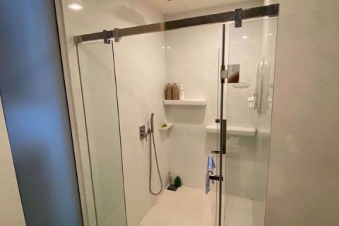 Condo in Bang Rak, Bangkok, Thailand, 2 bedrooms  № 48035 - photo 16
