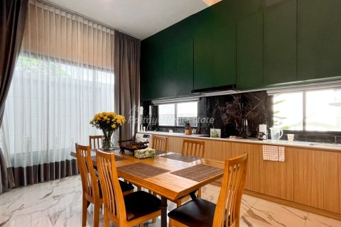 Casa de 3 dormitorios en Pattaya, Tailandia № 152329 - foto 7