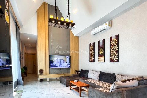 Casa de 3 dormitorios en Pattaya, Tailandia № 152329 - foto 10