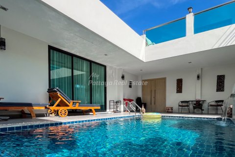 Casa de 3 dormitorios en Pattaya, Tailandia № 152329 - foto 3