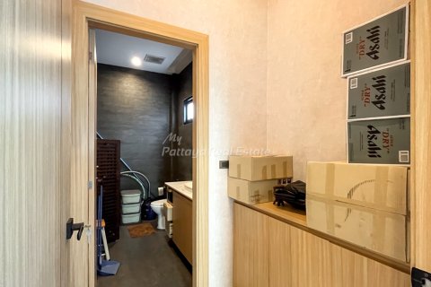 Casa de 3 dormitorios en Pattaya, Tailandia № 152329 - foto 11