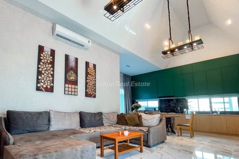 Casa de 3 dormitorios en Pattaya, Tailandia № 152329 - foto 9