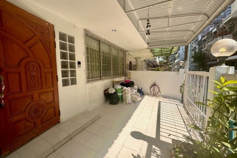 Townhouse à Bangkok, Thaïlande 5 chambres № 119156 - photo 2