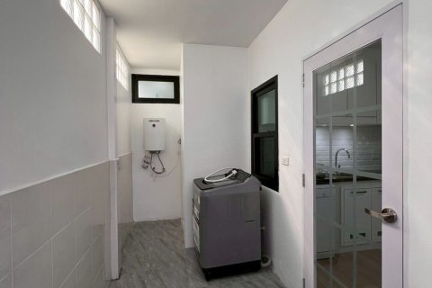 Casa de 3 dormitorios en Pattaya, Tailandia № 157951 - foto 9