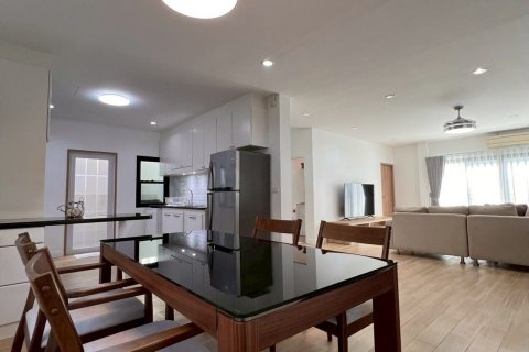 Casa de 3 dormitorios en Pattaya, Tailandia № 157951 - foto 18
