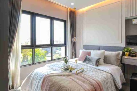 Estudio en el condominio en Bangkok, Tailandia № 208855 - foto 12