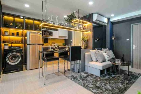 Estudio en el condominio en Bangkok, Tailandia № 208855 - foto 16