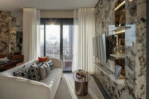 Condo in Bangkok, Thailand, 2 bedrooms  № 166097 - photo 4
