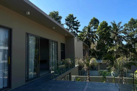 Chalet de 3 dormitorios en Ko Samui, Tailandia № 166092 - foto 17