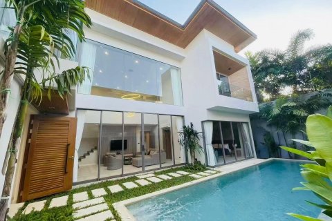 Villa à Phuket, Thaïlande 3 chambres № 163387