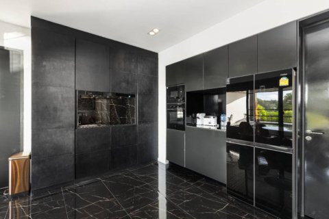 Villa in Kathu, Thailand 7 Schlafzimmer № 146700 - Foto 8