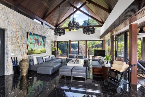 Villa in Kathu, Thailand 7 Schlafzimmer № 146700 - Foto 4