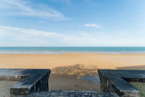 Condominio de 2 dormitorios en Pran Buri, Tailandia № 146705 - foto 7