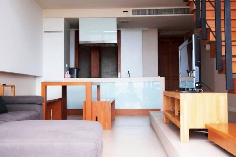 Dúplex de 1 dormitorio en Cha-am, Tailandia № 146703 - foto 2