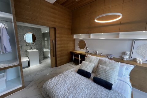 Chalet de 3 dormitorios en Phuket, Tailandia № 63689 - foto 9