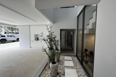 Chalet de 3 dormitorios en Phuket, Tailandia № 63689 - foto 4
