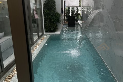 Chalet de 3 dormitorios en Phuket, Tailandia № 63689 - foto 20