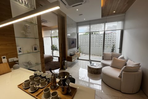 Chalet de 3 dormitorios en Phuket, Tailandia № 63689 - foto 7