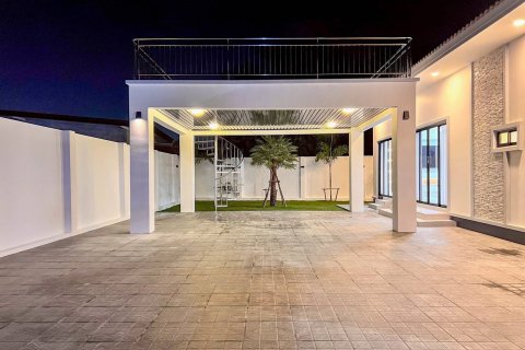 House in Bang Lamung, Thailand 3 bedrooms № 156336 - photo 30