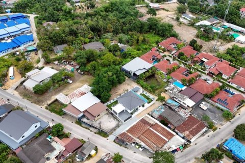 House in Bang Lamung, Thailand 3 bedrooms № 156336 - photo 6