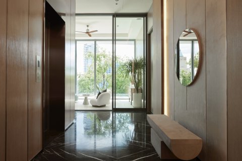 Ático de 4 dormitorios en Bangkok, Tailandia № 180796 - foto 15