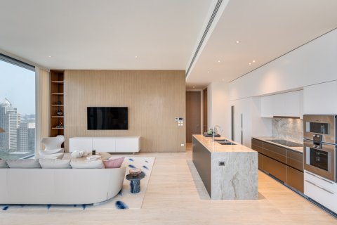Ático de 4 dormitorios en Bangkok, Tailandia № 180796 - foto 16