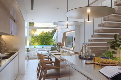 Condo à Bang Tao, Thaïlande, 2 chambres  № 165477