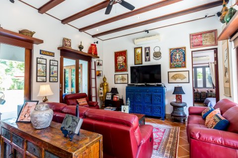 Villa in Pran Buri, Thailand 5 Schlafzimmer № 168805 - Foto 19