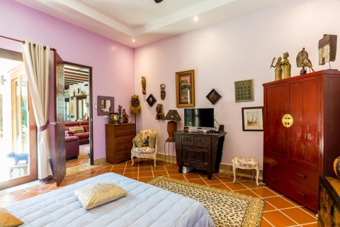 Villa in Pran Buri, Thailand 5 Schlafzimmer № 168805 - Foto 25
