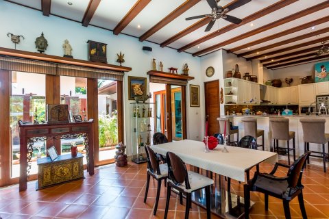 Villa in Pran Buri, Thailand 5 Schlafzimmer № 168805 - Foto 20