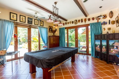 Villa in Pran Buri, Thailand 5 Schlafzimmer № 168805 - Foto 13
